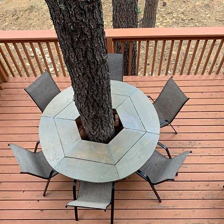 Forested Ruidoso Condo With Deck And Fireplace! エクステリア 写真